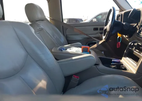 2003 Chevrolet Tahoe Lt из США, поврежденный, VIN 1GNEC13Z73R298437